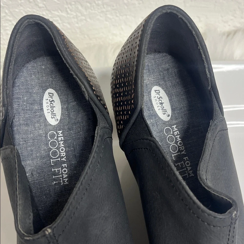 Dr. Scholls step out